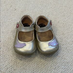 Livie and Luca Mary Jane’s size 6
